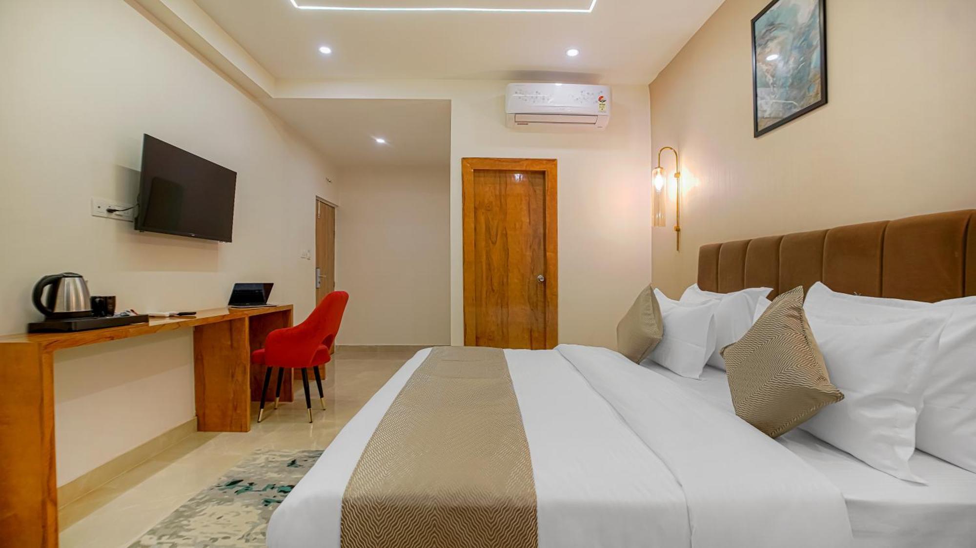 Perfectstayz Premium Cadillac Varanasi