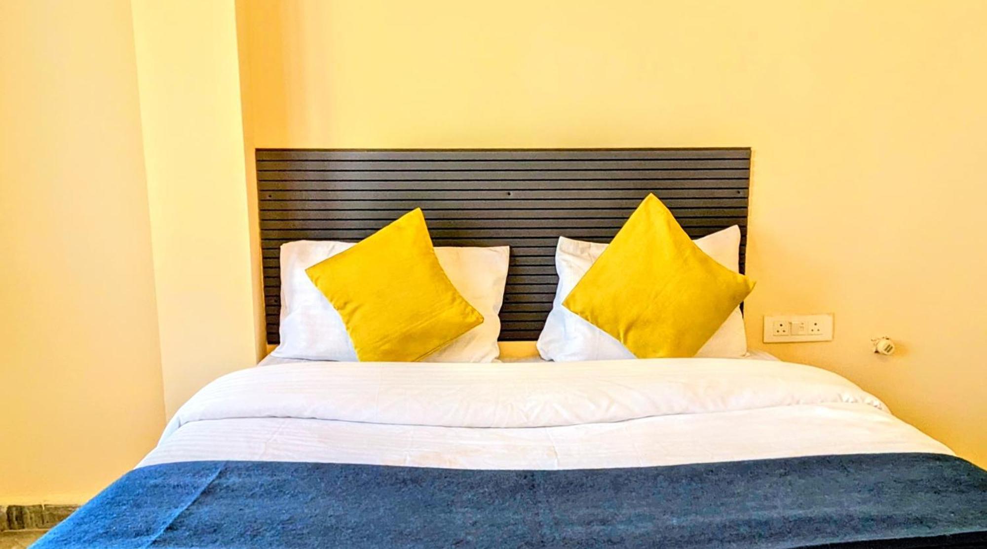 Hotel Ganga Kashti 3*