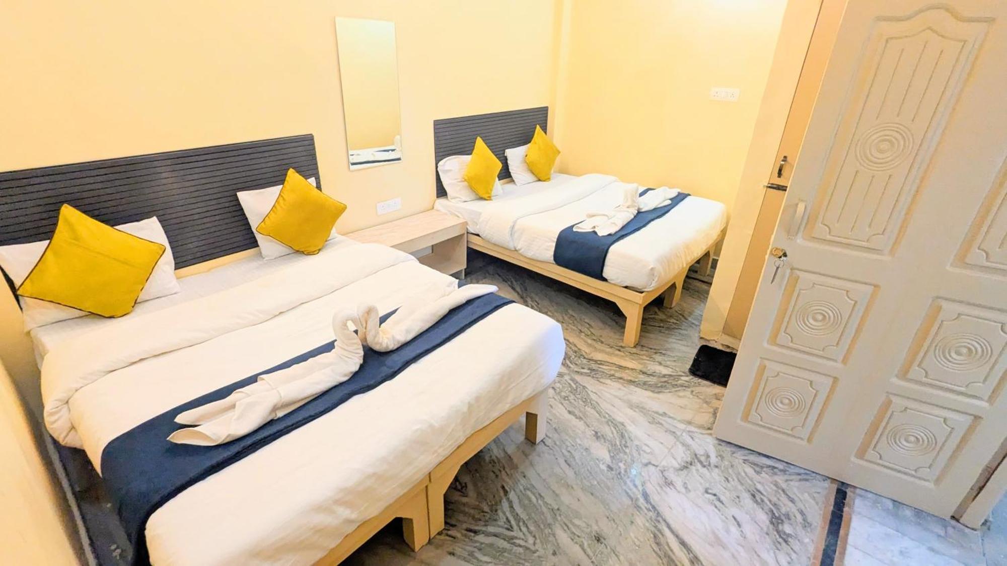 Ganga Kashti Hotel Varanasi