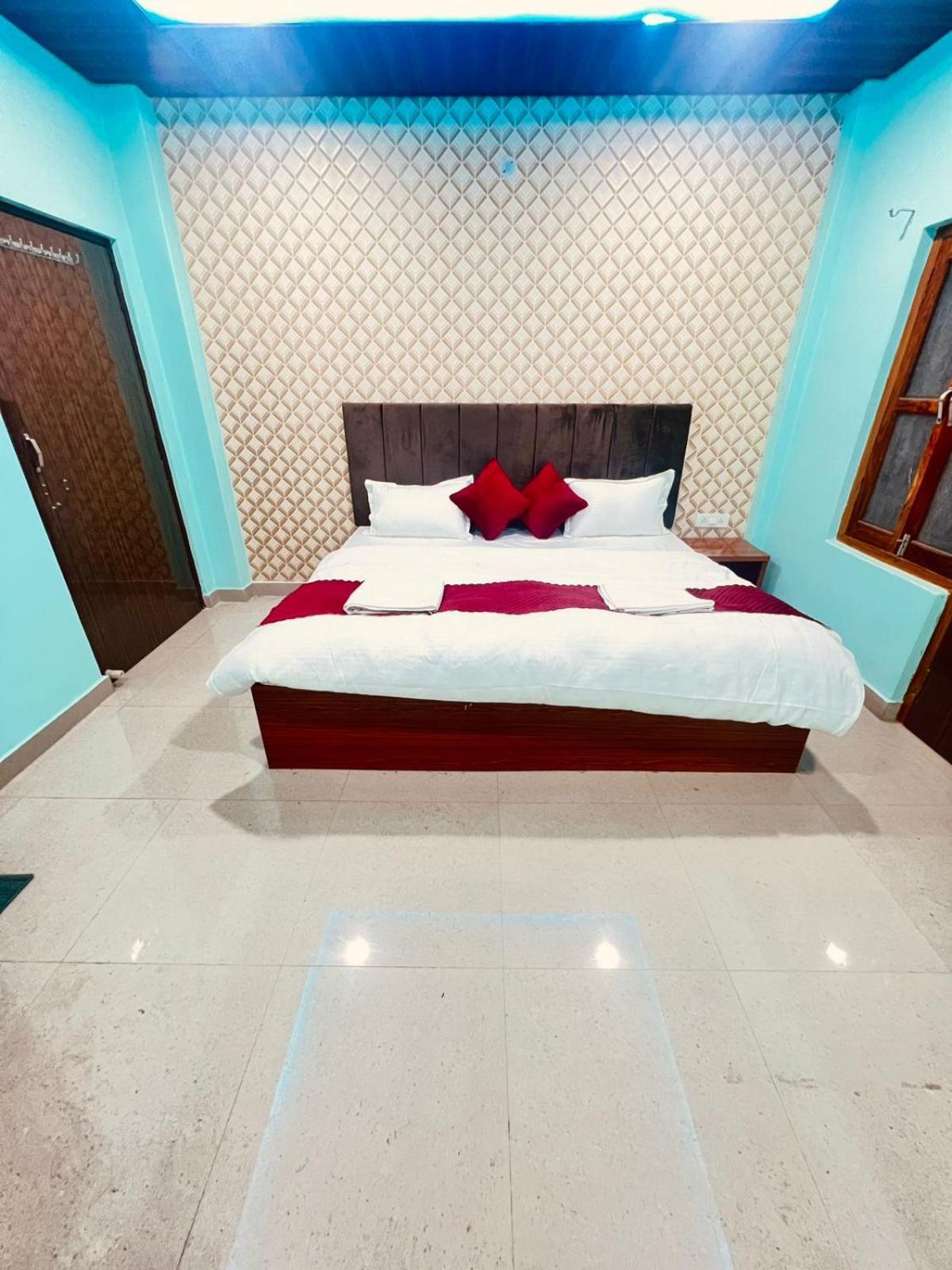 Gulab Residency 3* Varanasi