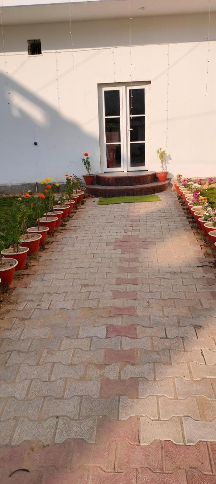 Hotel Gulab Residency 3*
