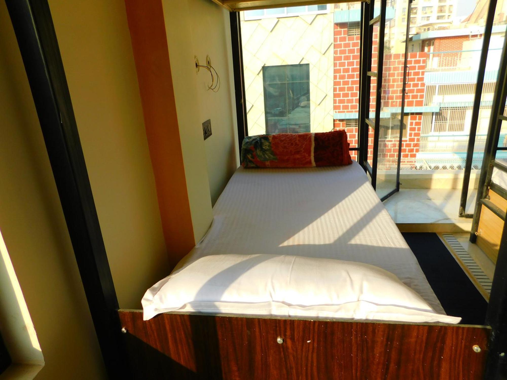 Camp24x7 Hostel