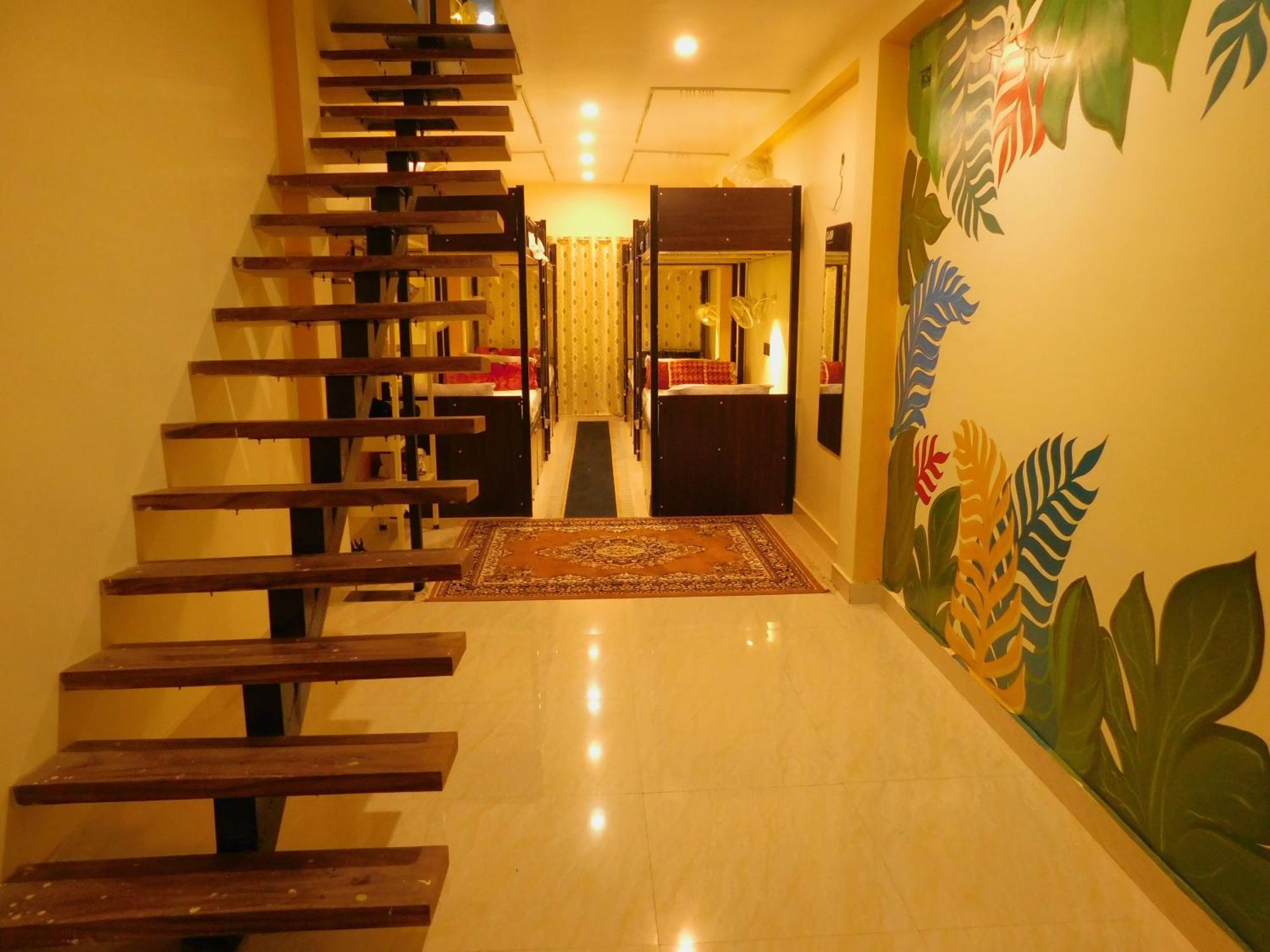 Camp24x7 Hostel