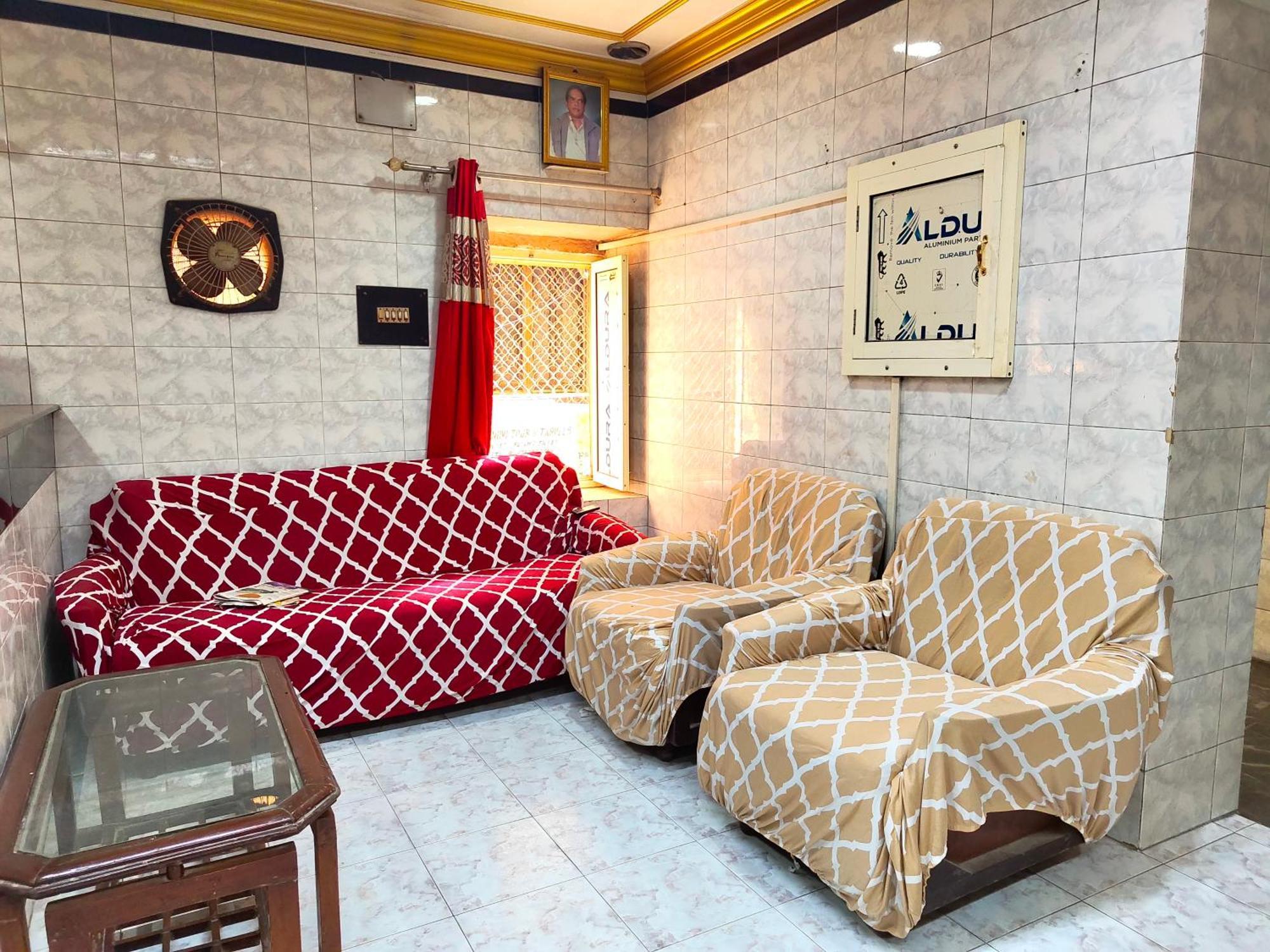 Homestay Shanti Near Manikarnika Ghat