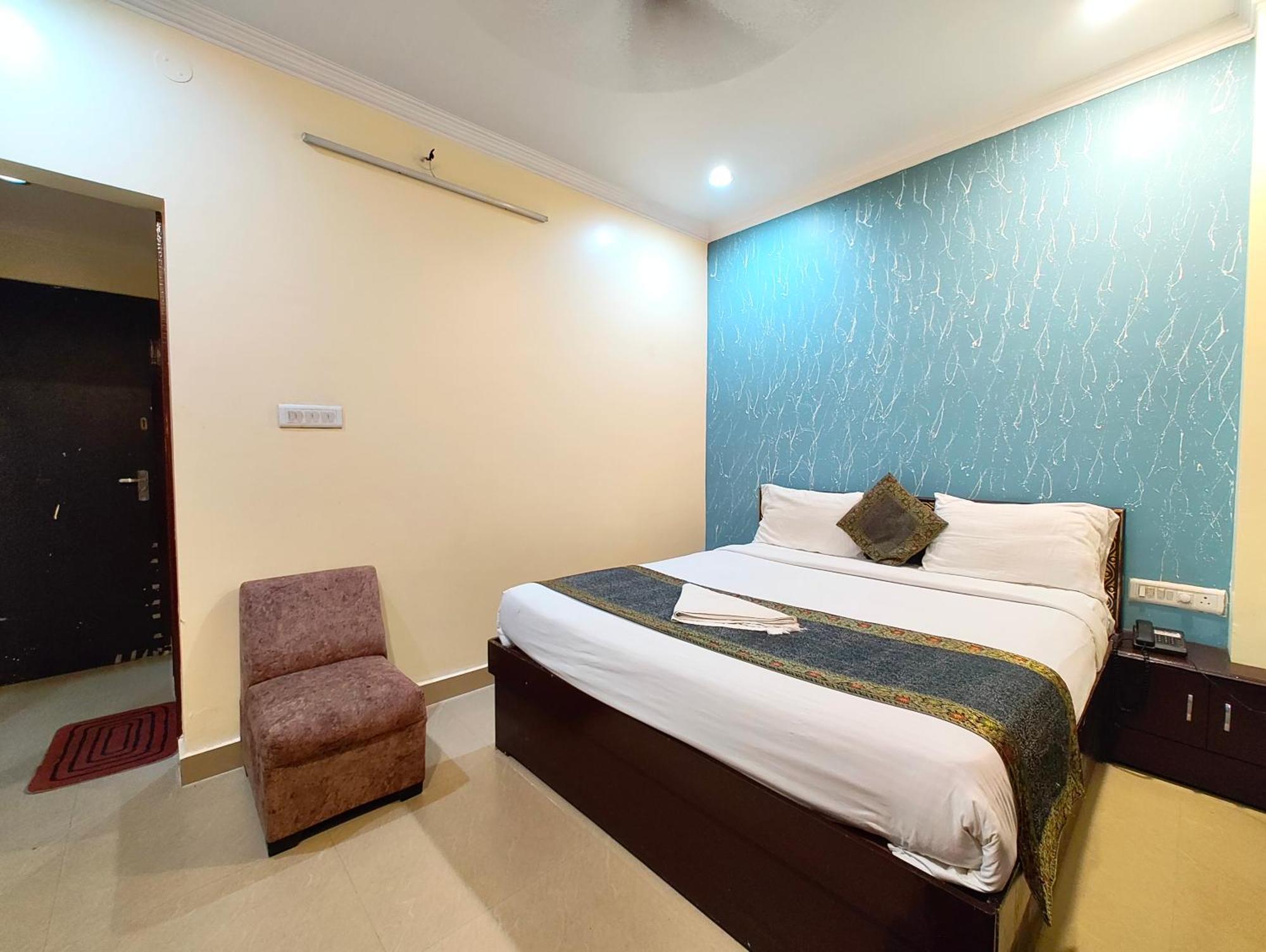 Ashoka Grand Kashi Vidyapith ! - Near Railway Station, With Wifi-restaurant-and-parking-facilities-prime-location-best Selling In