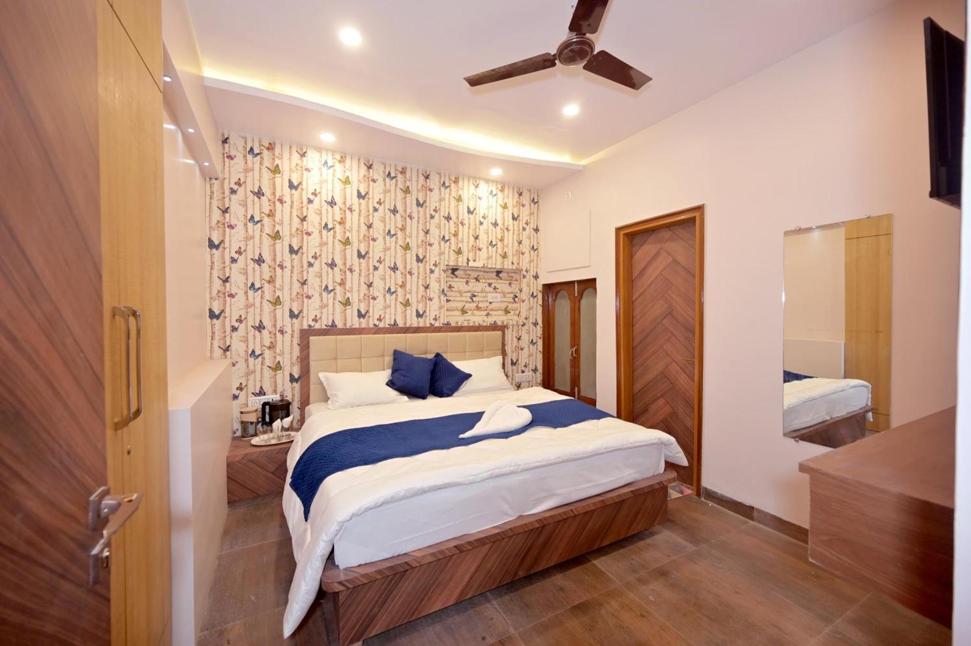 Hotel Char Dham Palace 3*