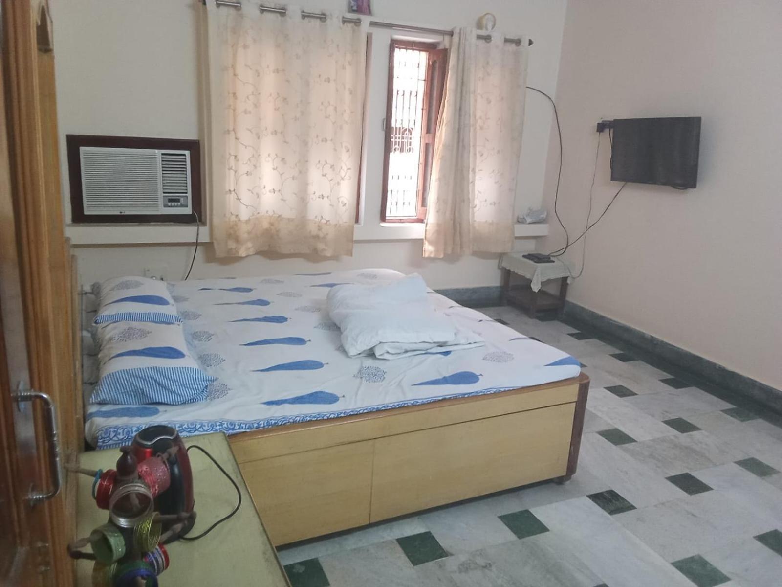 Shyam Homestay *