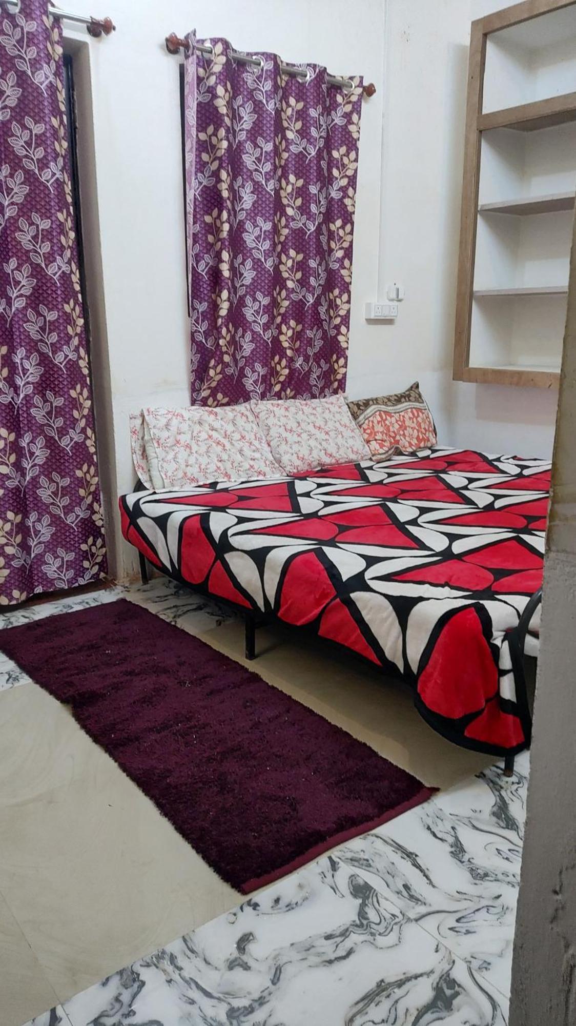 Guest house Ayurveda Bhavan Non-ac *