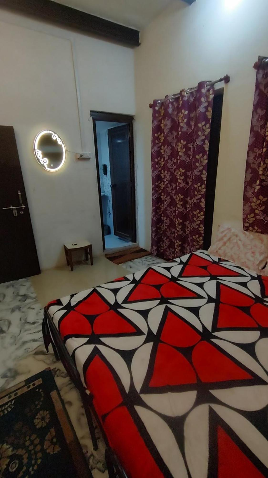 Guest house Ayurveda Bhavan Non-ac