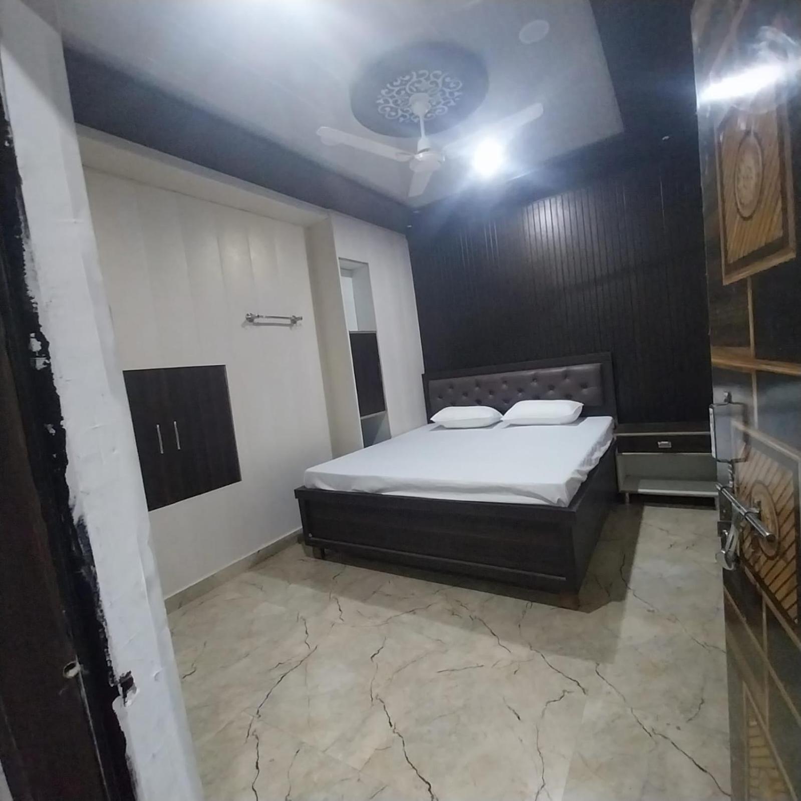Homestay Virathomestay *