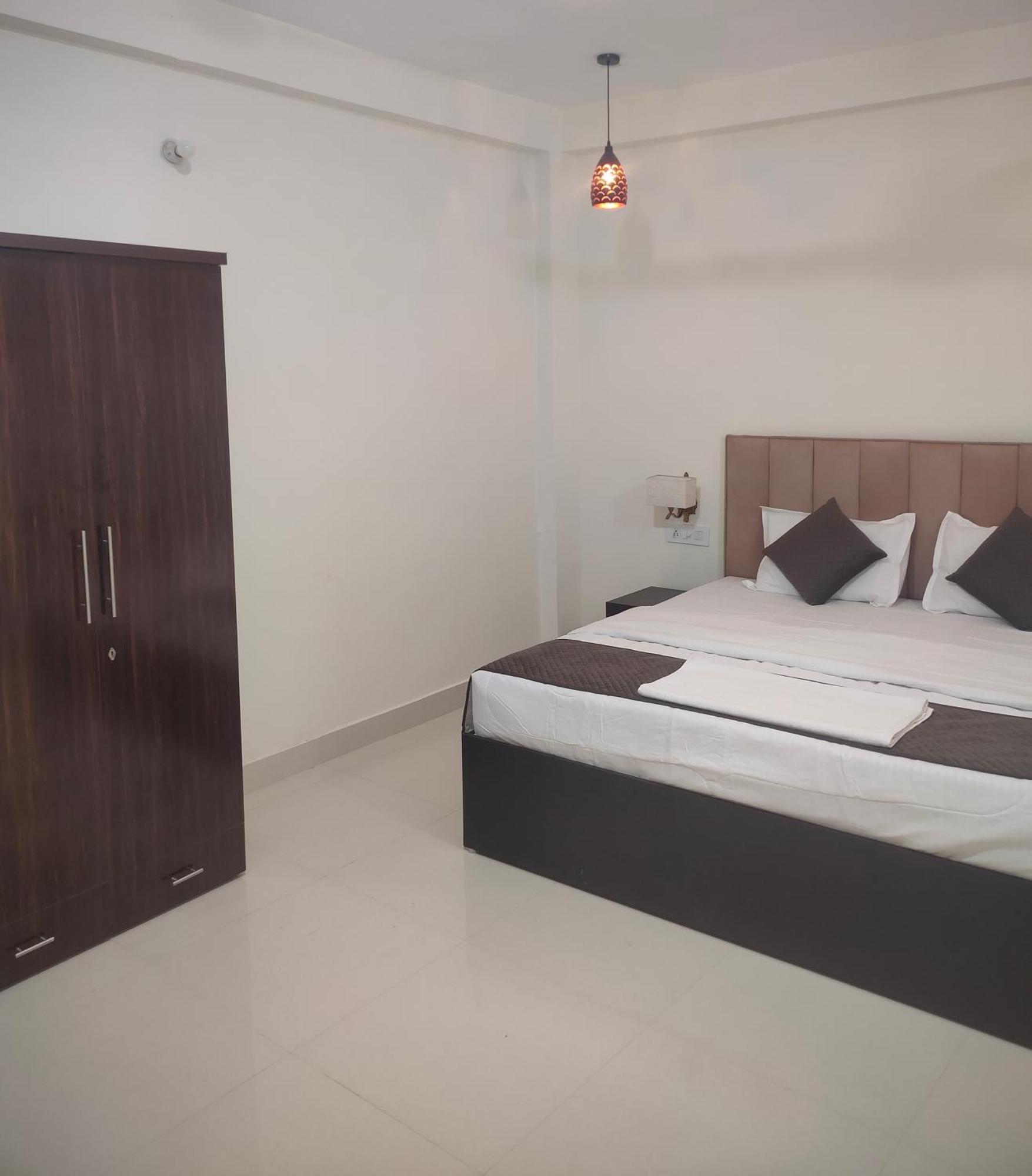 Rudraksh Paradise Bed & Breakfast Varanasi