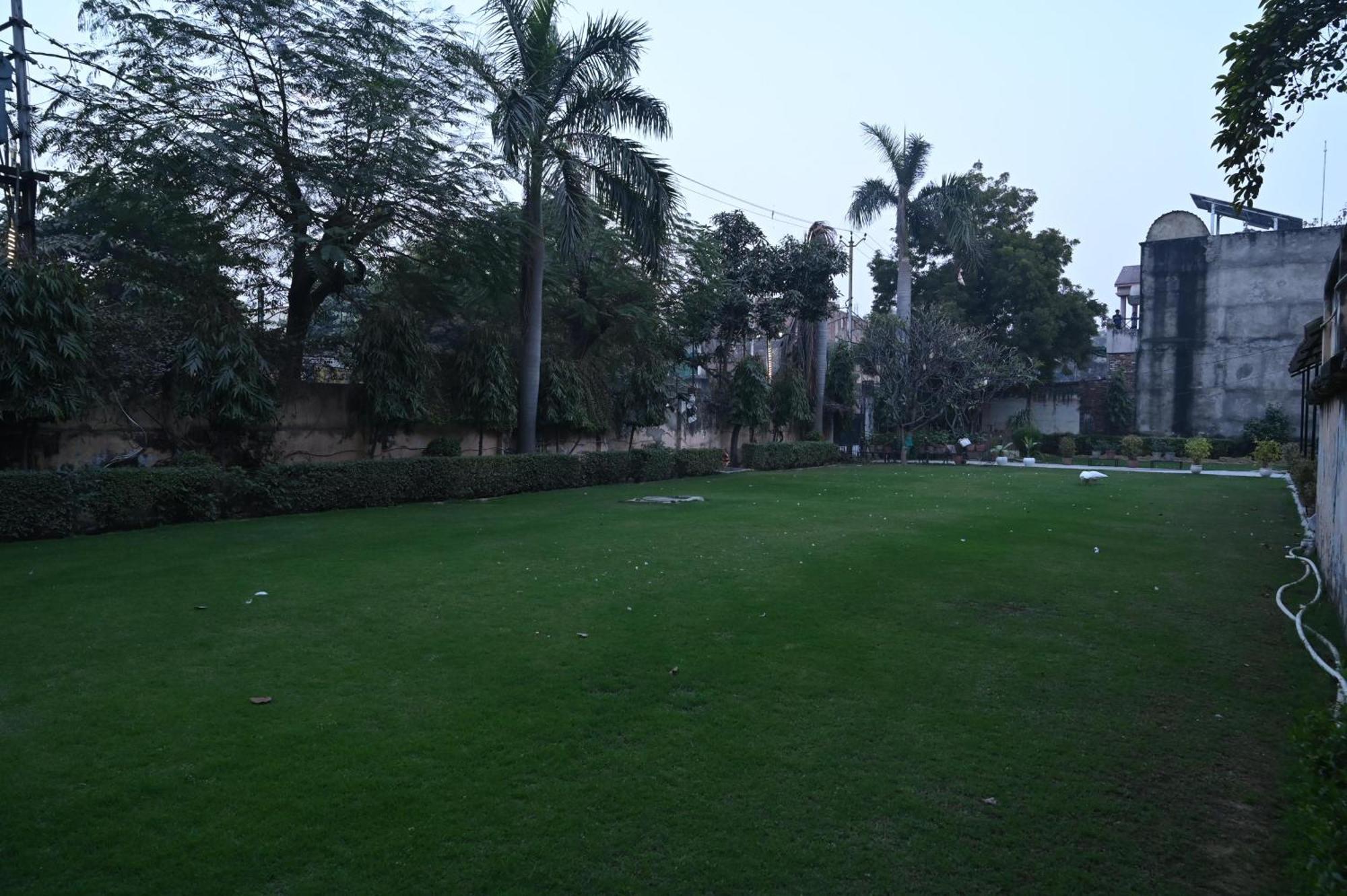 Sainik Grand Varanasi