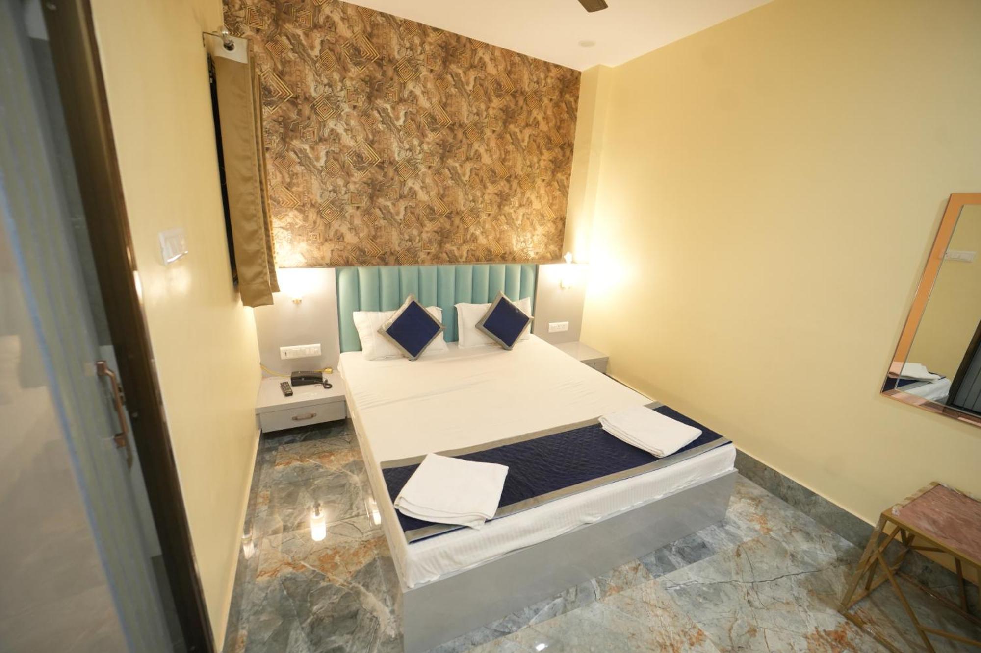 Hotel Kashi Pilgrim Varanasi