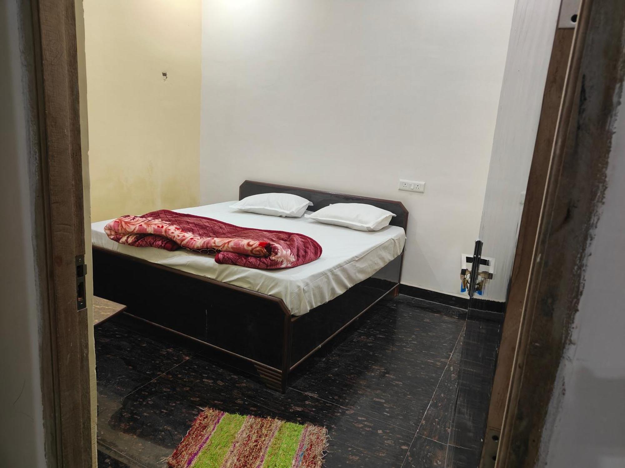 Guest house Sky Paying Varanasi