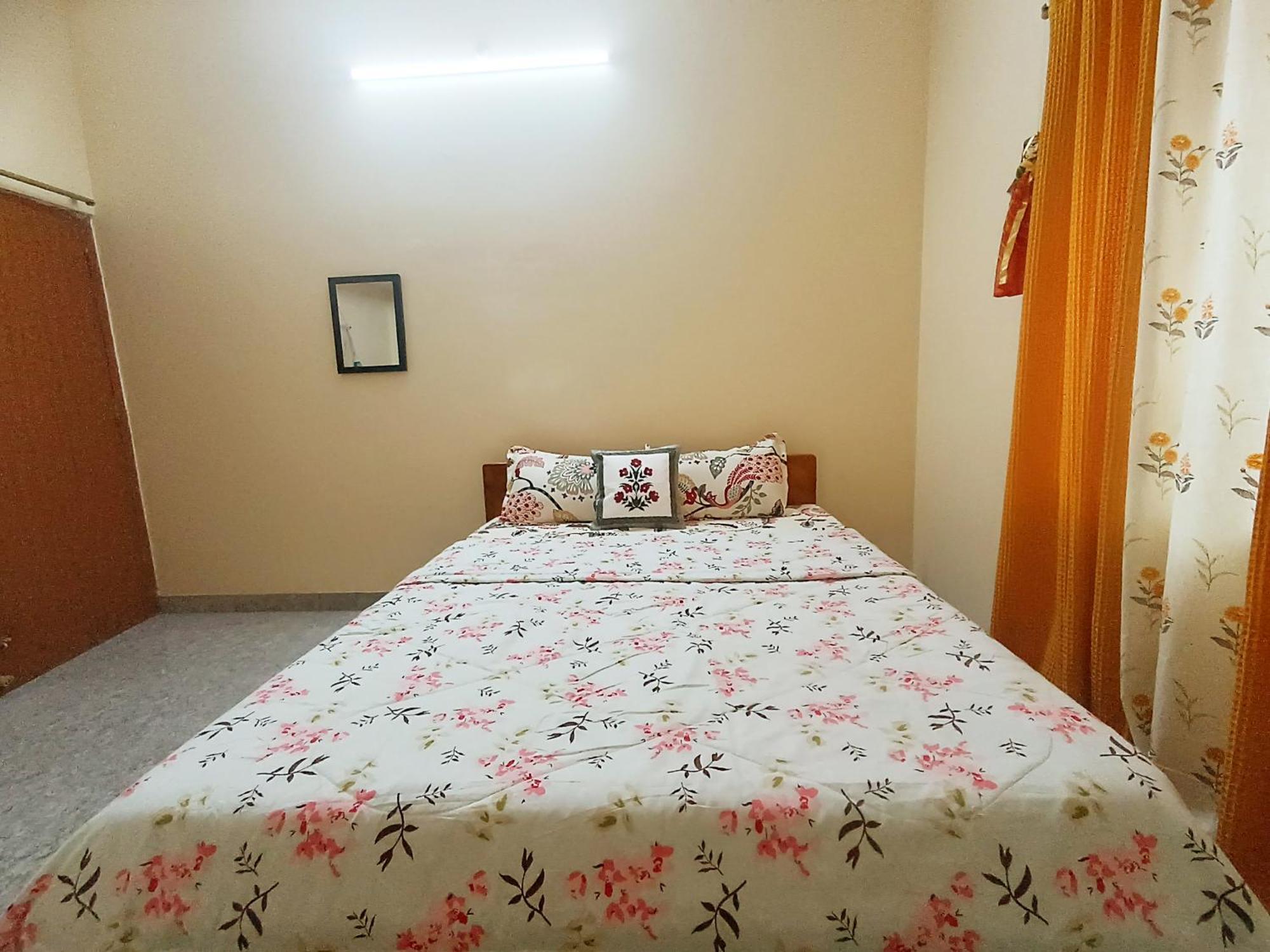 Homestay A In Fursat, Sarnath