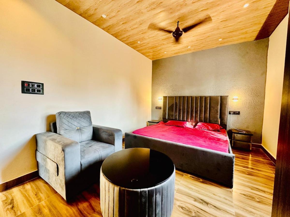 The Luxe By Vaaranya Group
