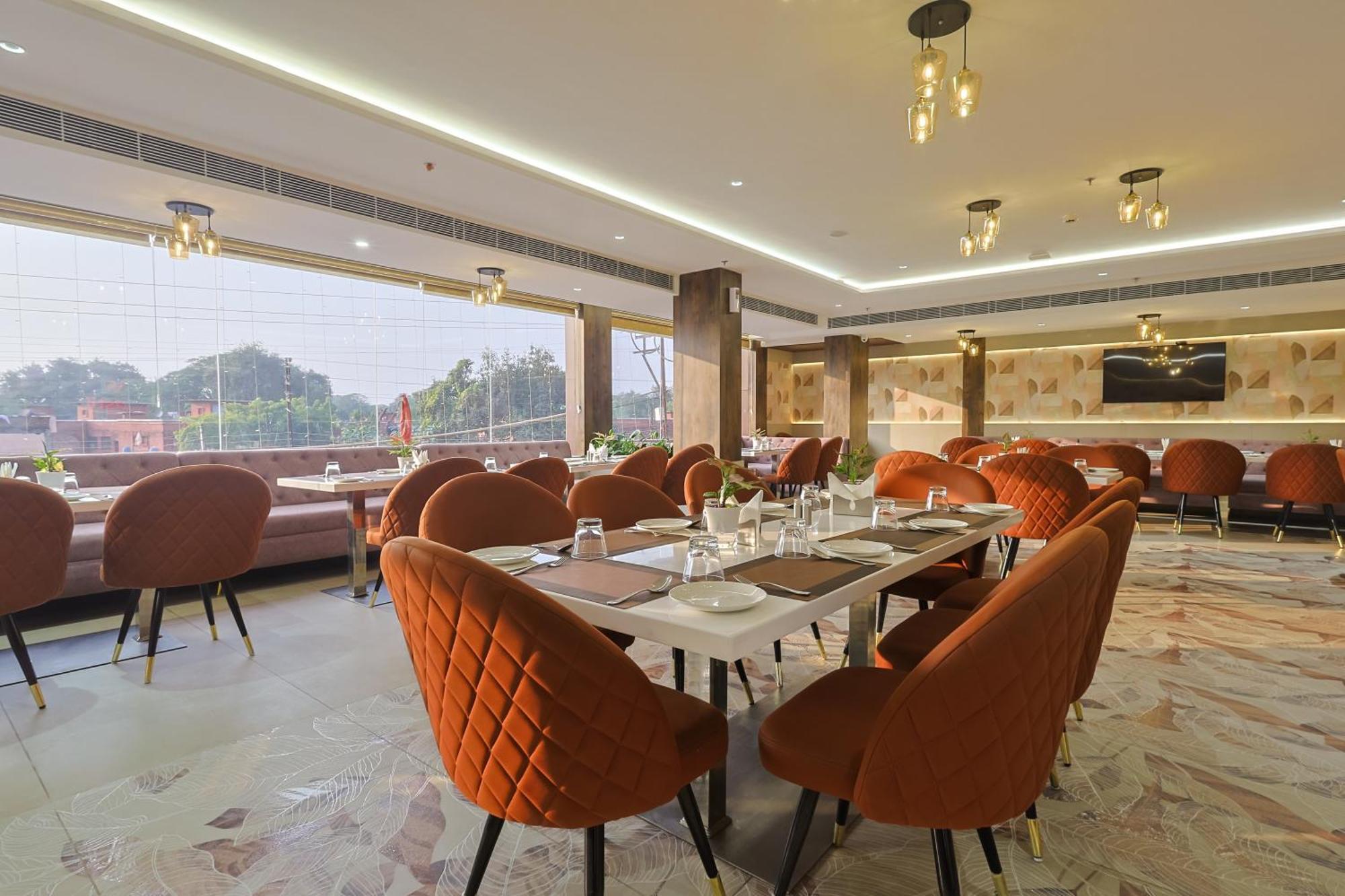 Vishwam Residency 3*