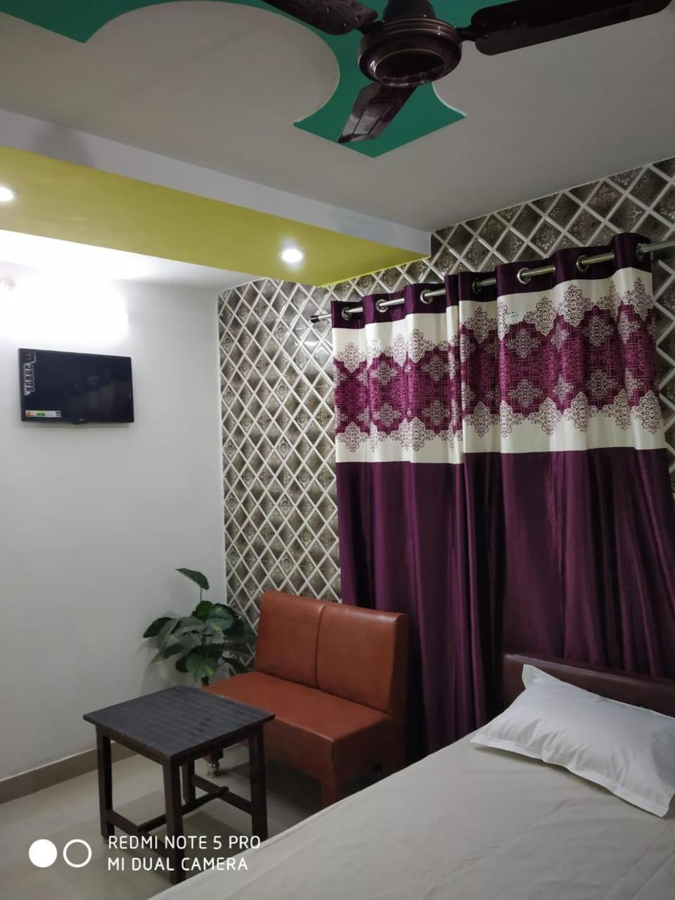 New Yatri Niwas Hotel