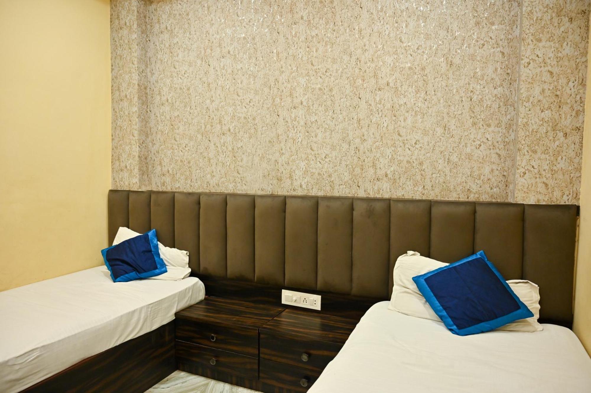 Hari Gopal 3* Varanasi