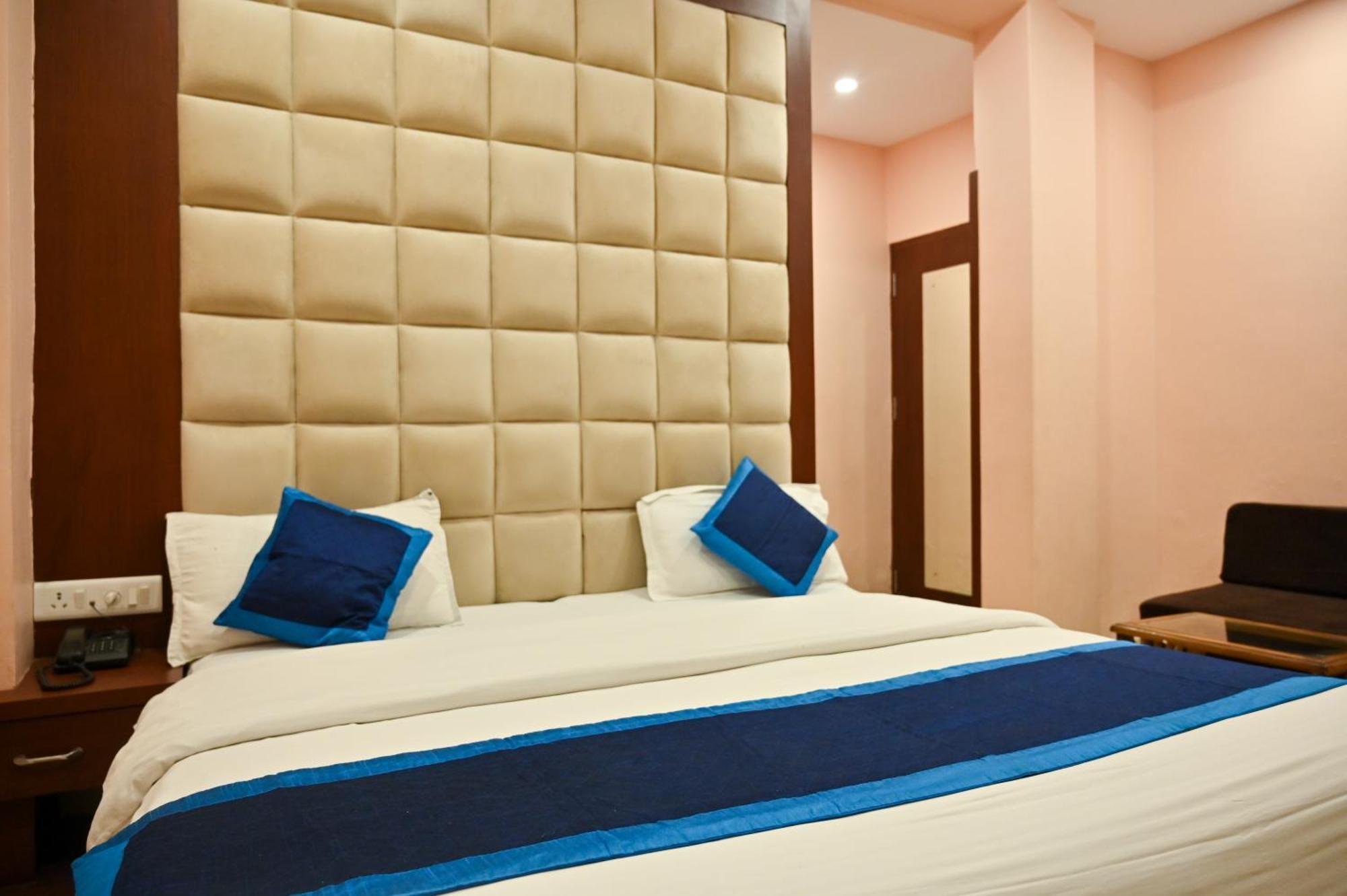 Hotel Hari Gopal 3*
