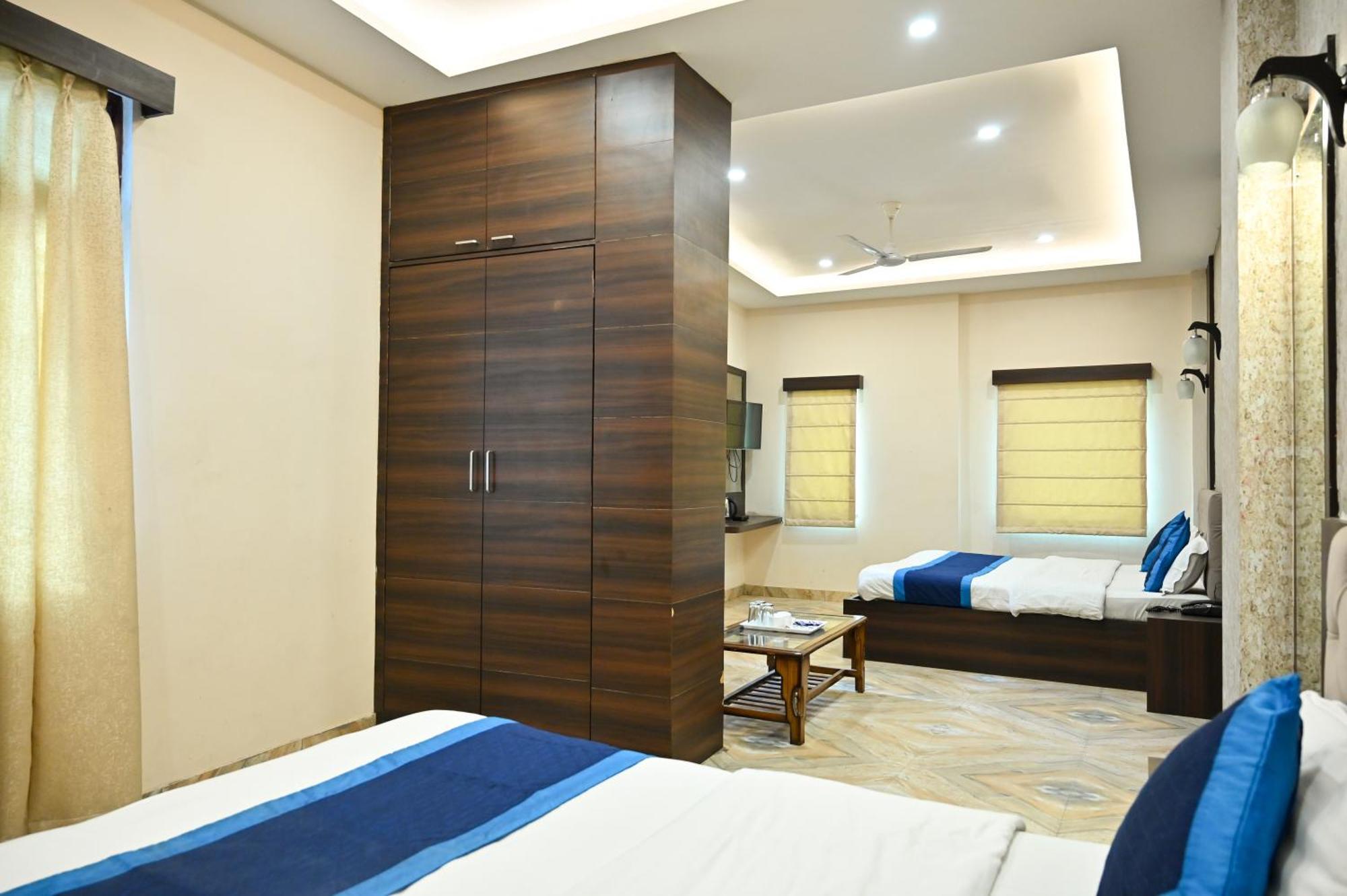 Hotel Hari Gopal 3*