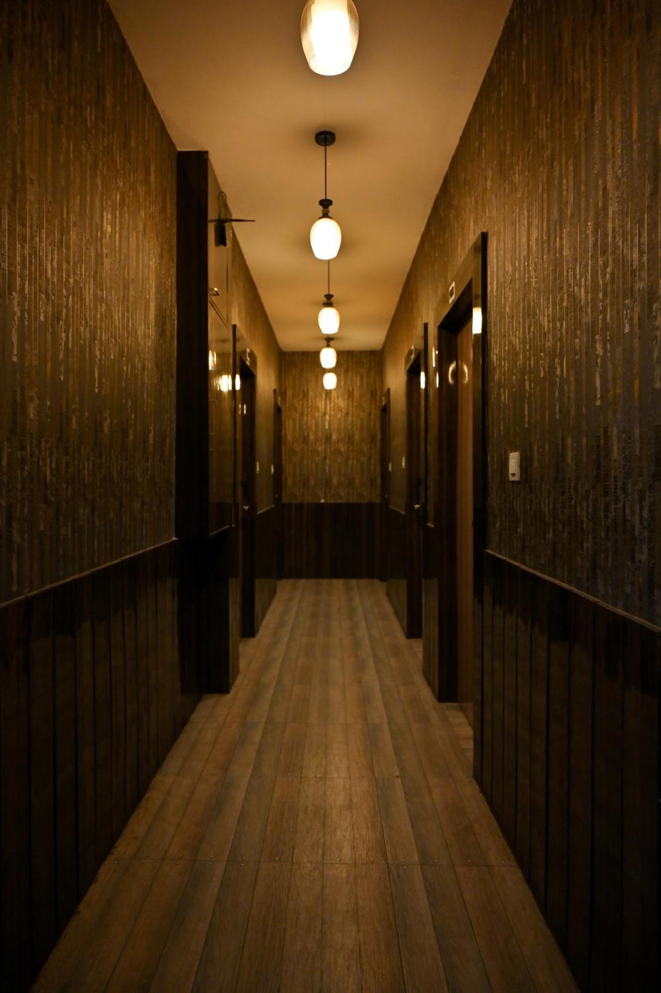 Hari Gopal Hotel