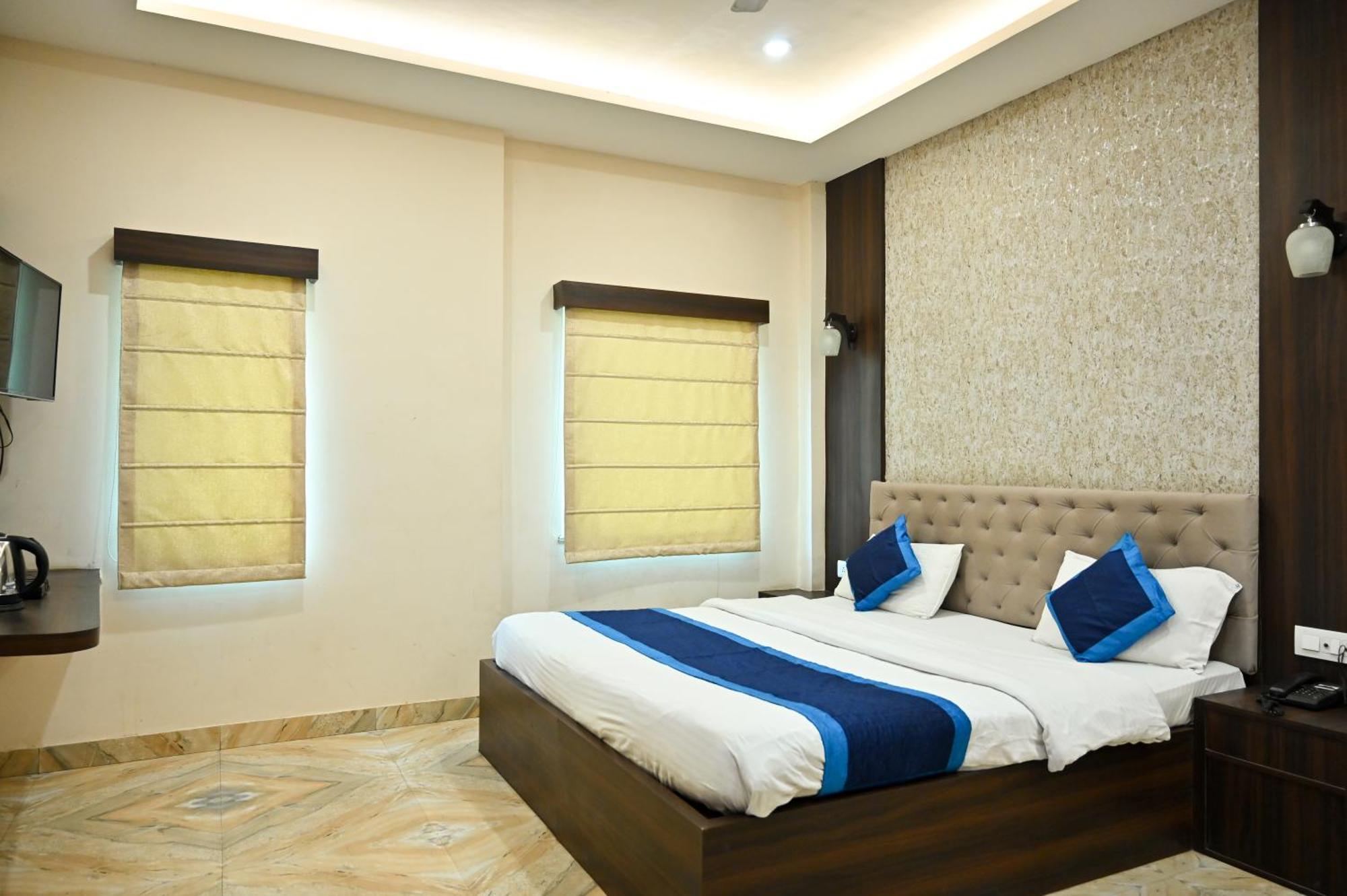 Hari Gopal Hotel 3*