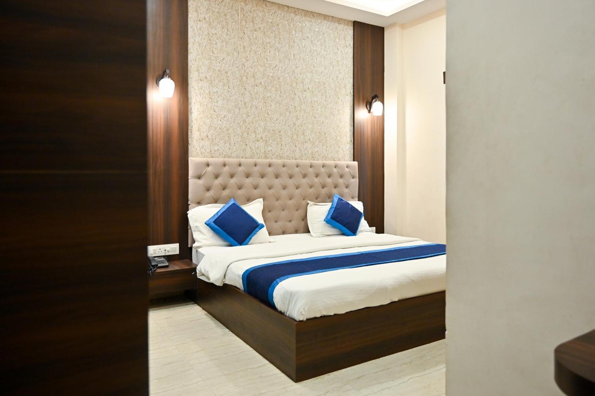 Hari Gopal 3* Varanasi