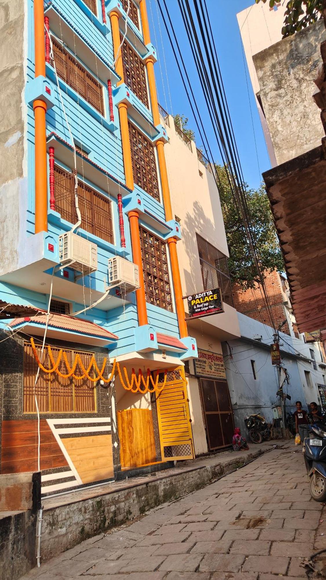 Guest house Aditya Residency