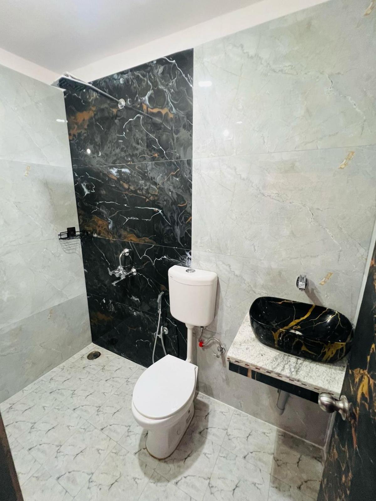 Guest house Shivaas Gaagar P