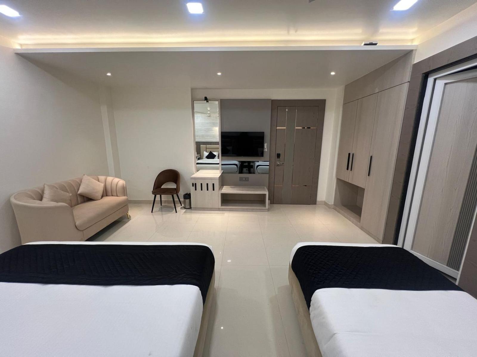 Glorious Grand A Unit Of The Elegance 3* Varanasi