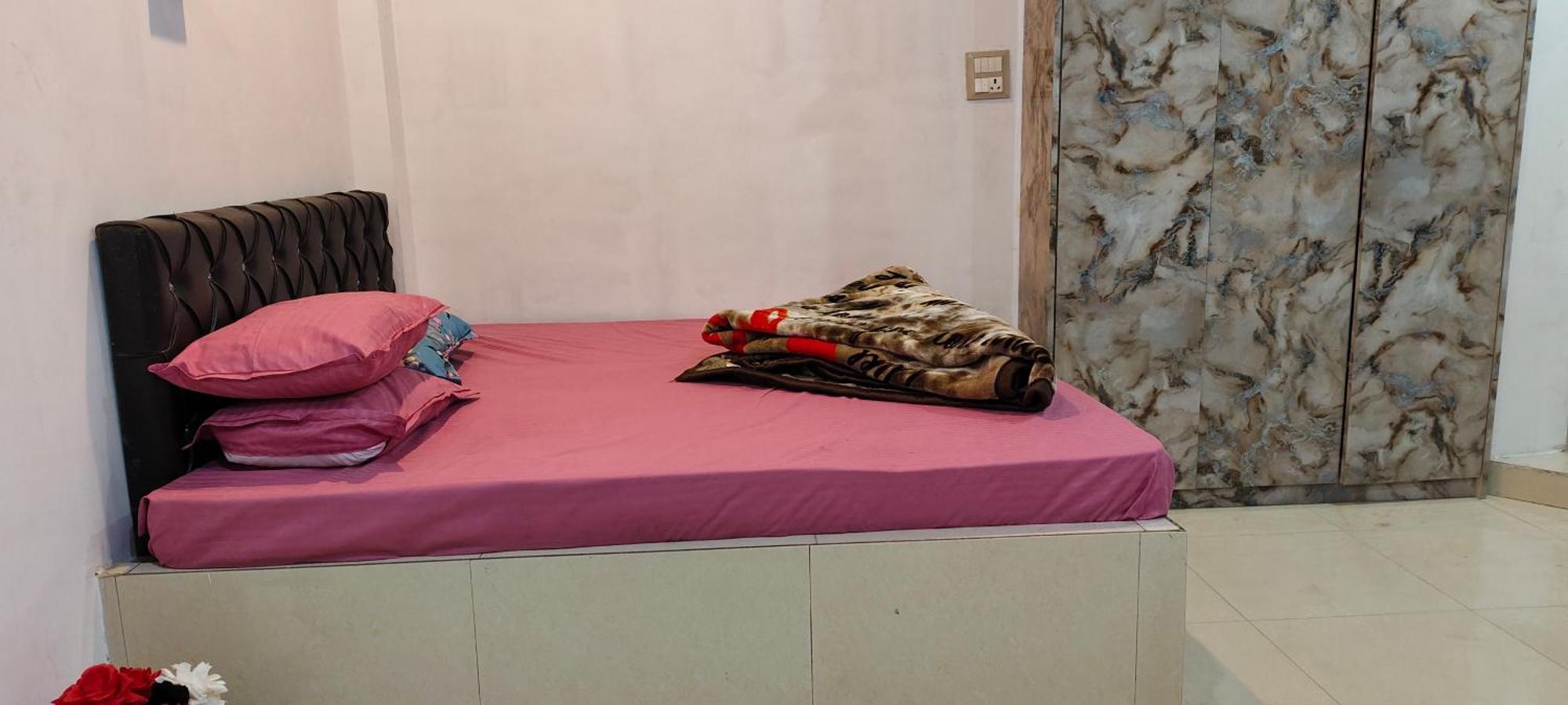 Mangalam Gold Guest house Varanasi