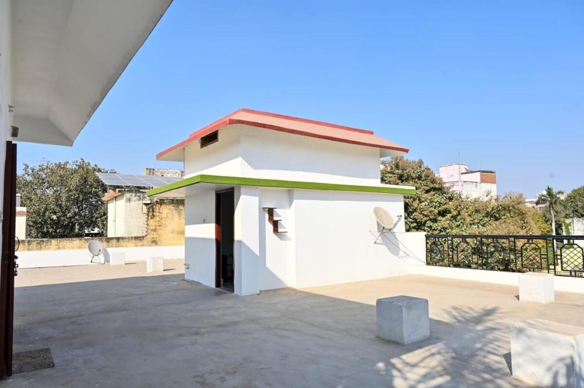 Singhasth 2bhk In Heart Of Jagatganj Benaras * Varanasi