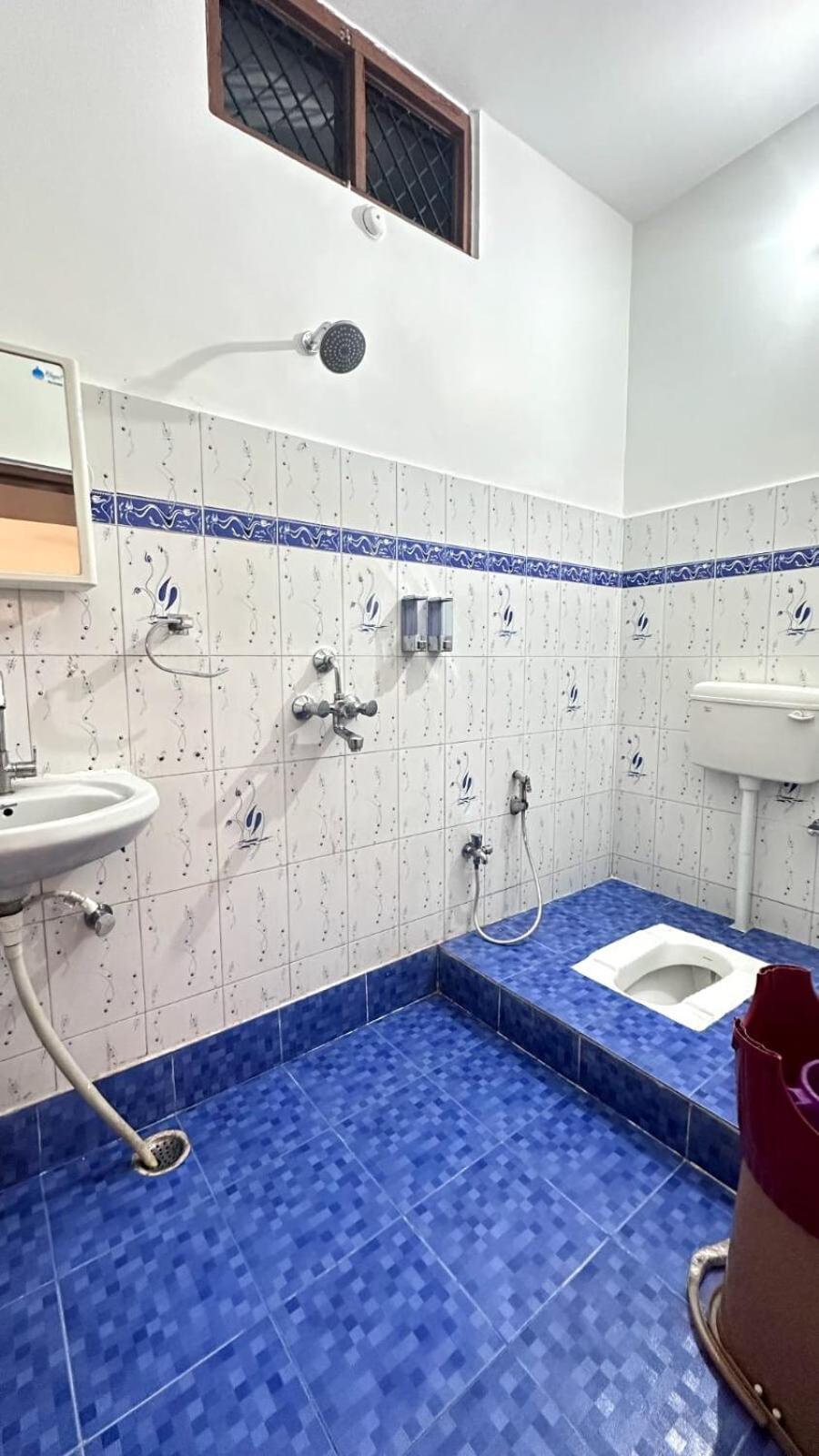 Singhasth 2bhk In Heart Of Jagatganj Benaras * Varanasi
