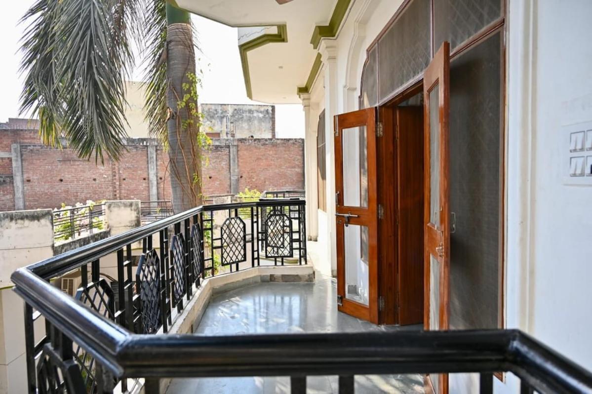 Singhasth 2bhk In Heart Of Jagatganj Benaras Varanasi
