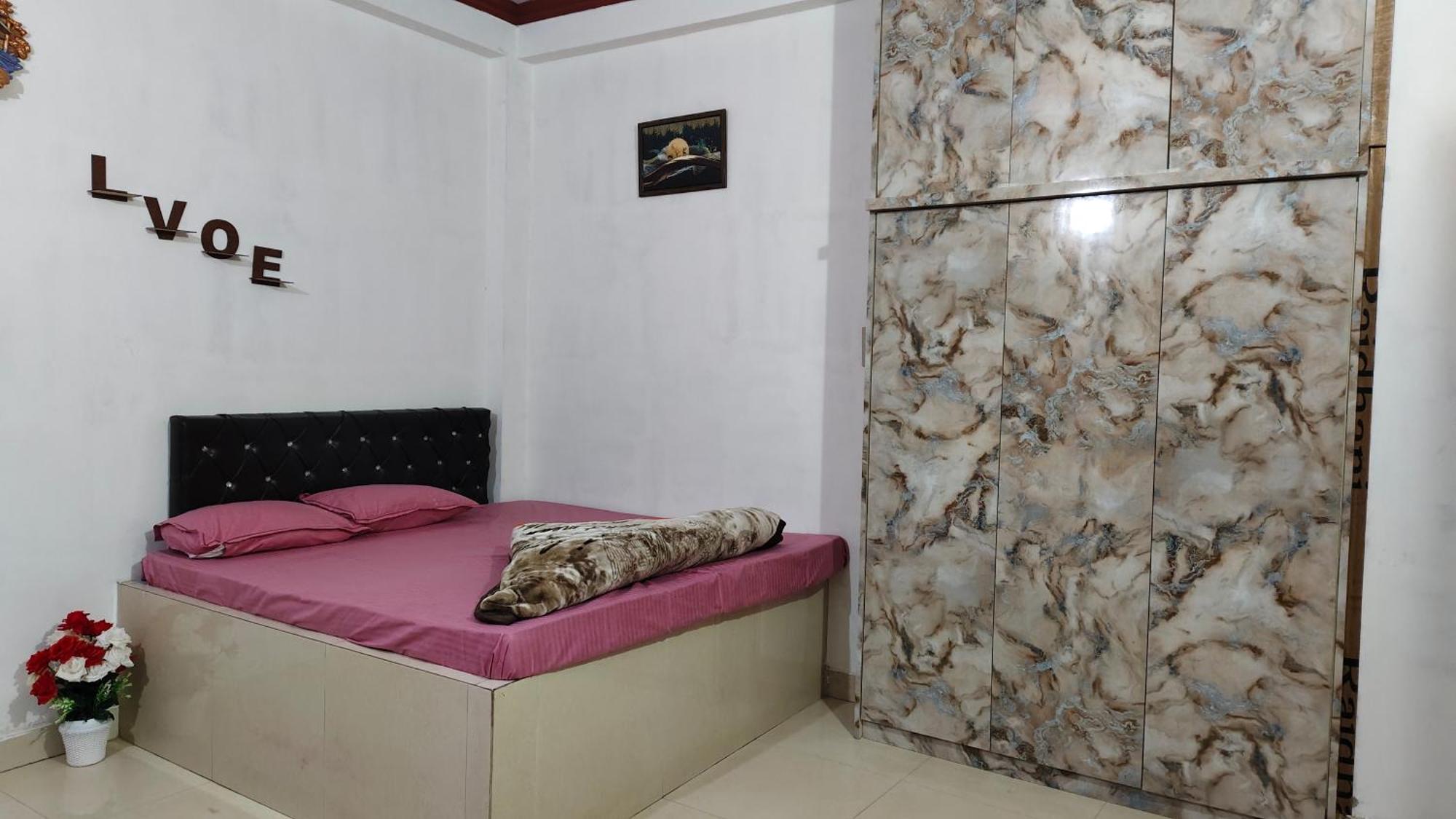 Villa Mangalam Gold Varanasi