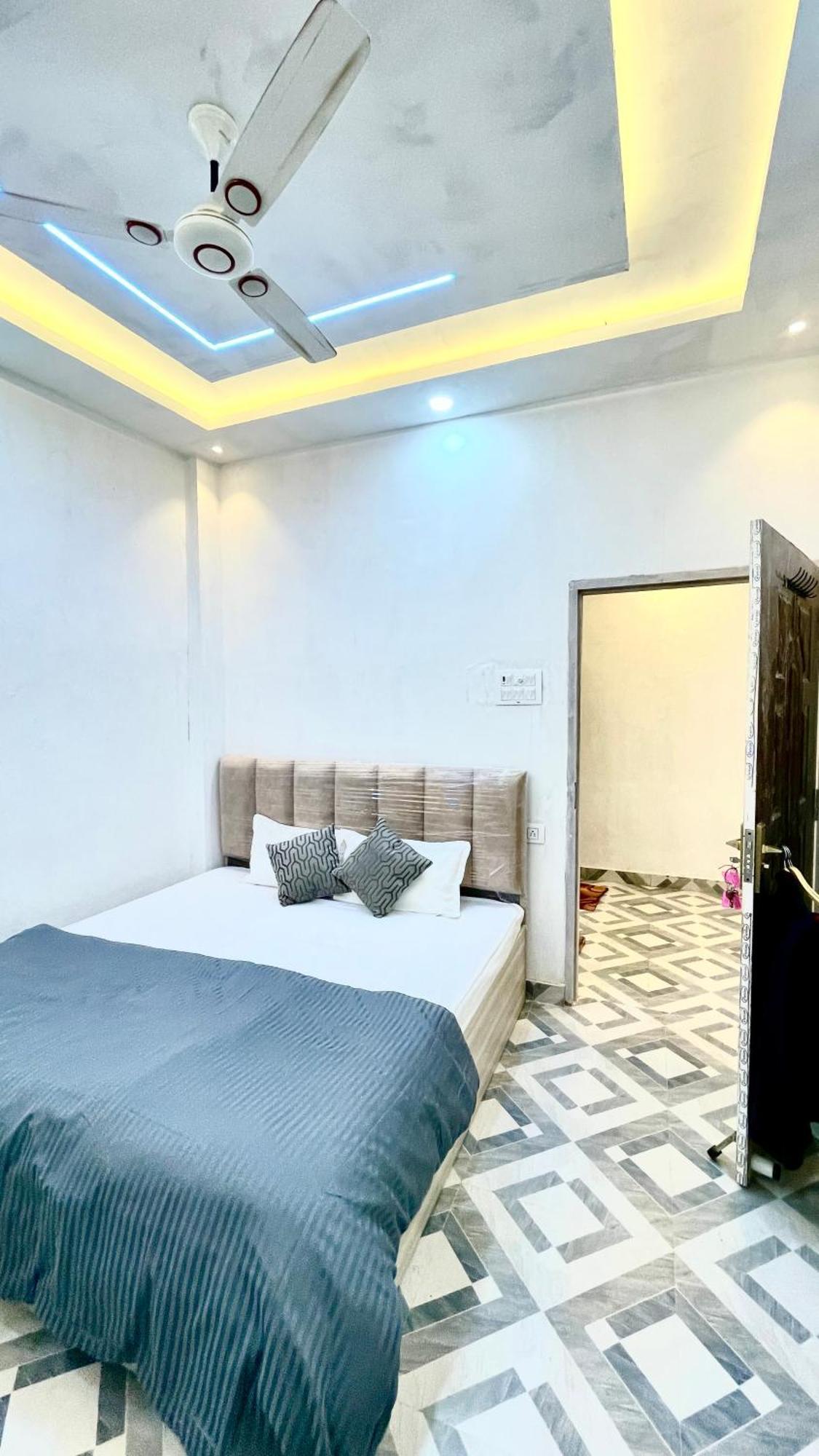 Namastay Kashi Apartment