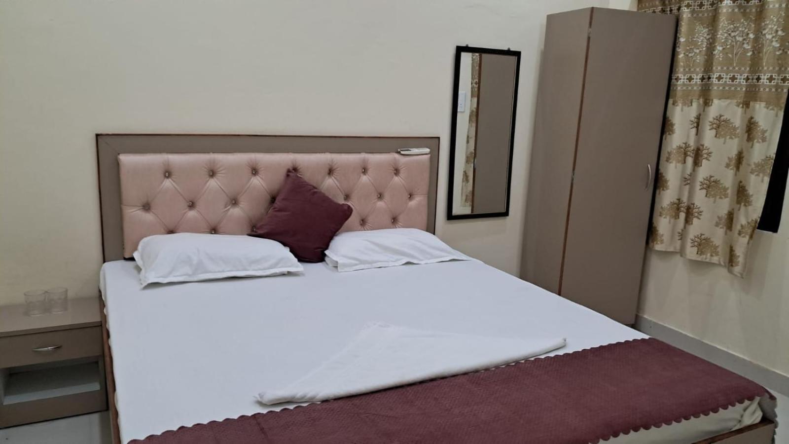 Homestay Maa Tara *