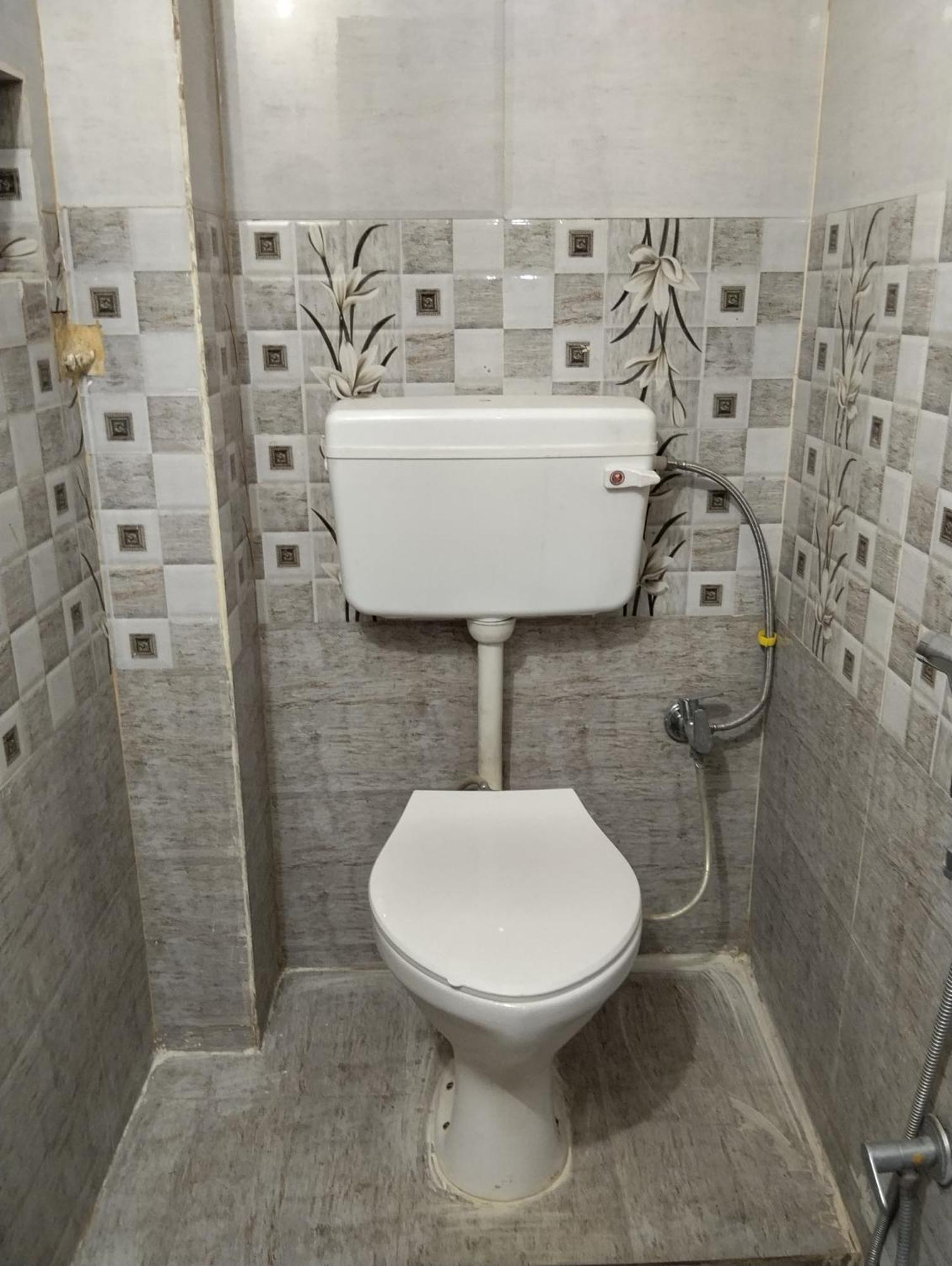 Guest house Satyam Shivam Sundaram