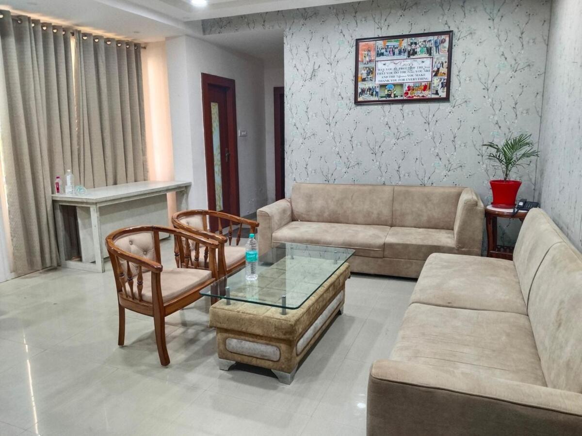 2 Bhk Hah Luxury Apartment *