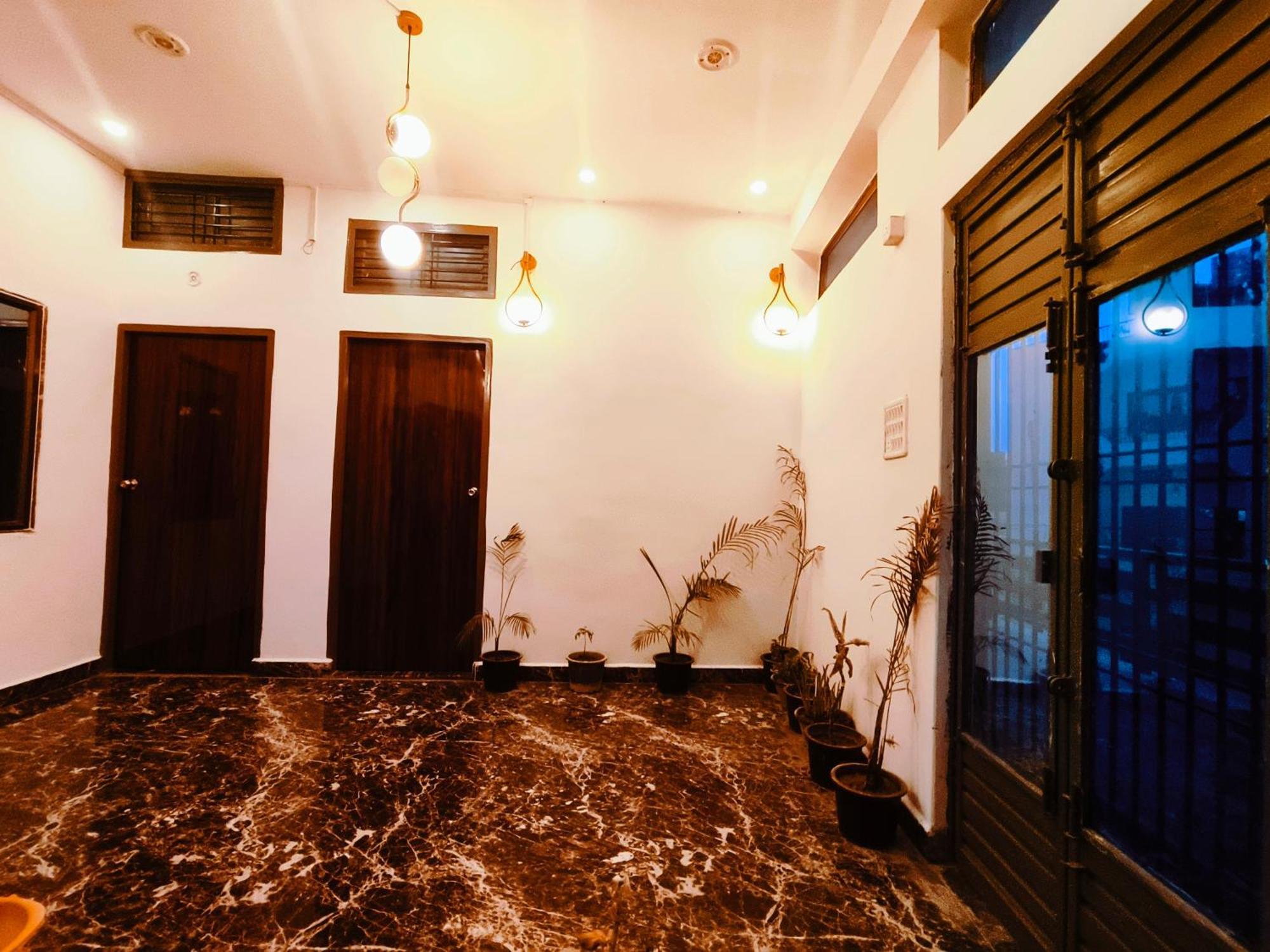 Guest house Glory Residency *