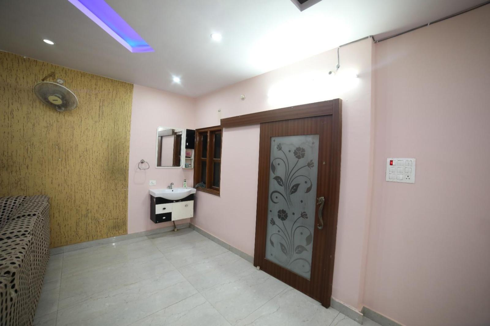 Shiva Sangam Palace Varanasi