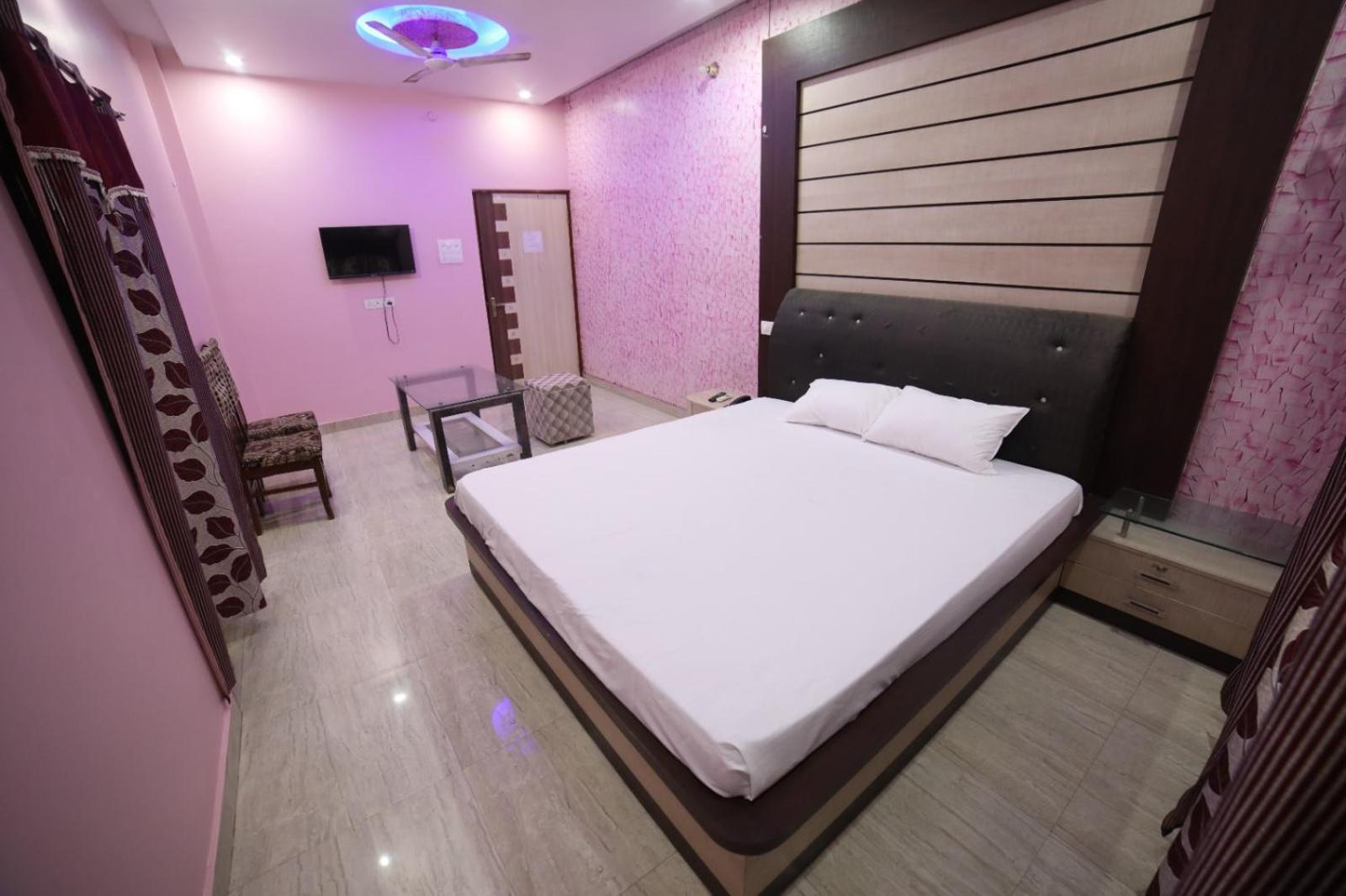 Shiva Sangam Palace