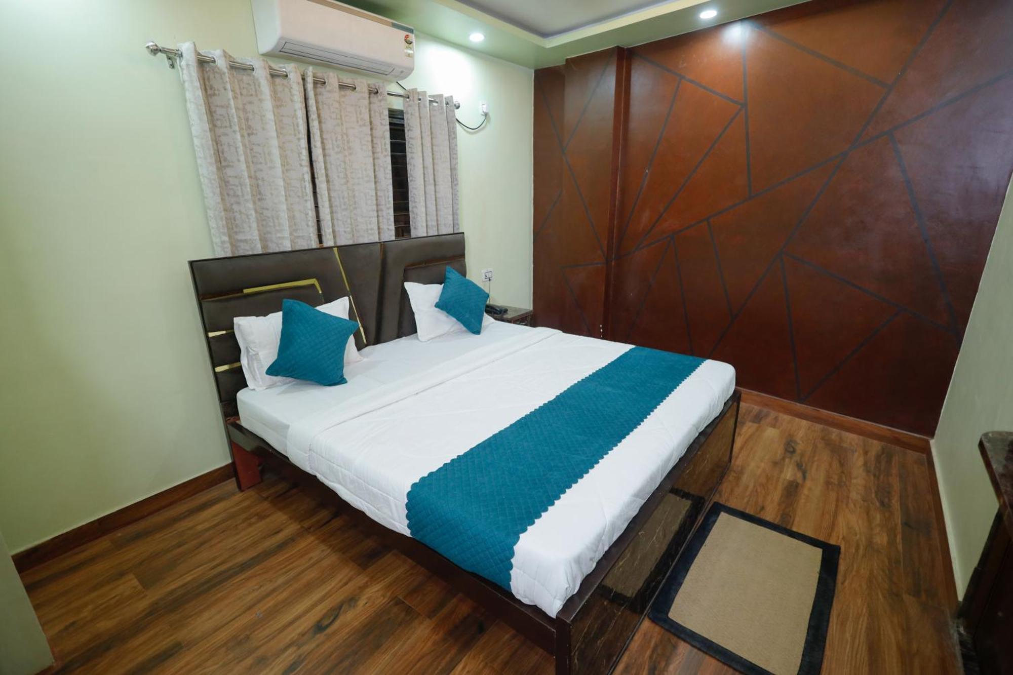 Kiran Residency Near Vishwanath Temple 3* Varanasi