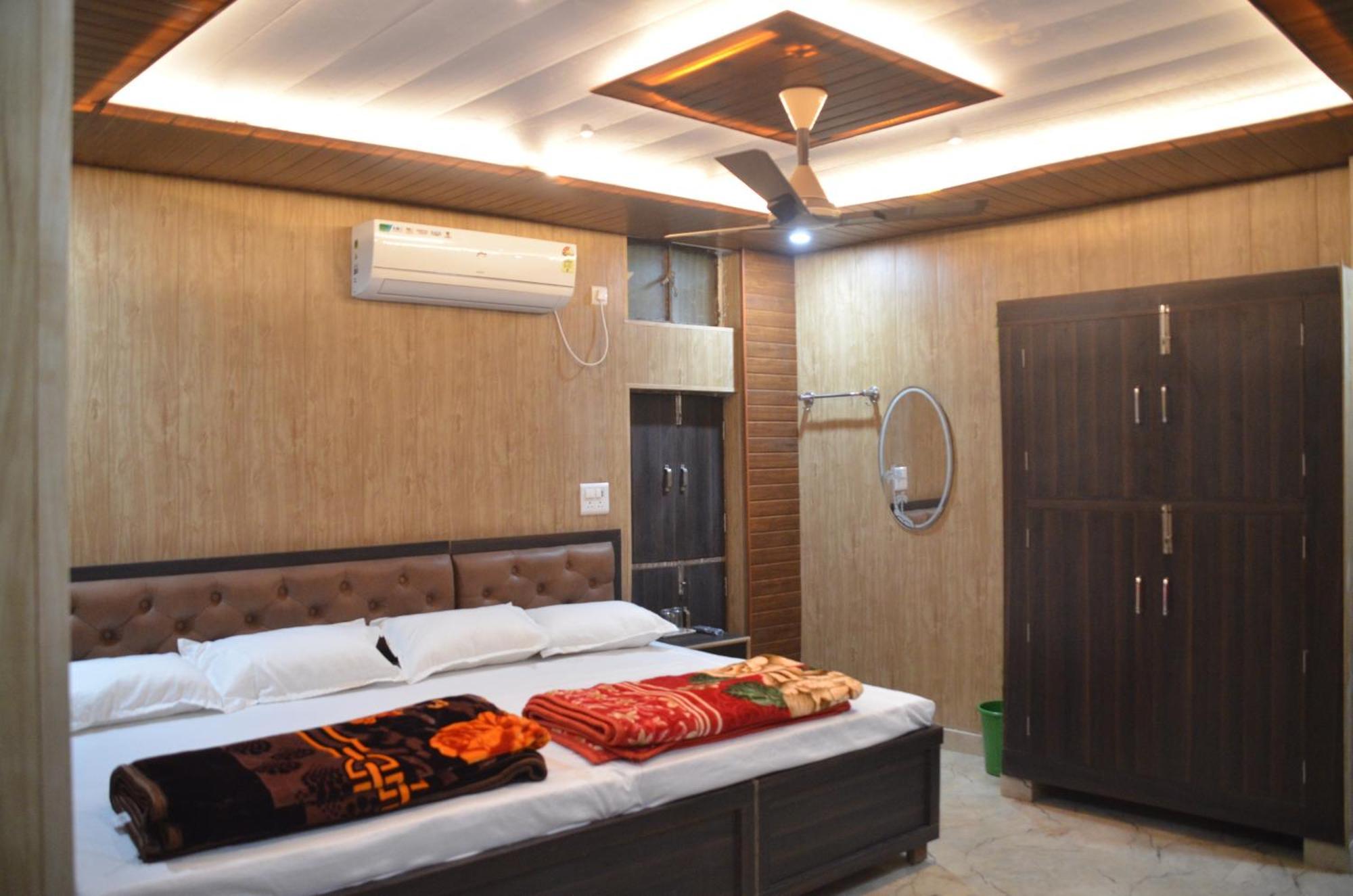 Homestay Virathomestay *