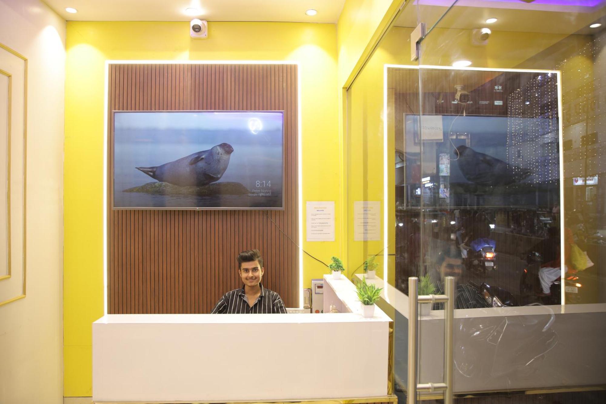 Bed Station Ac Hostel Varanasi