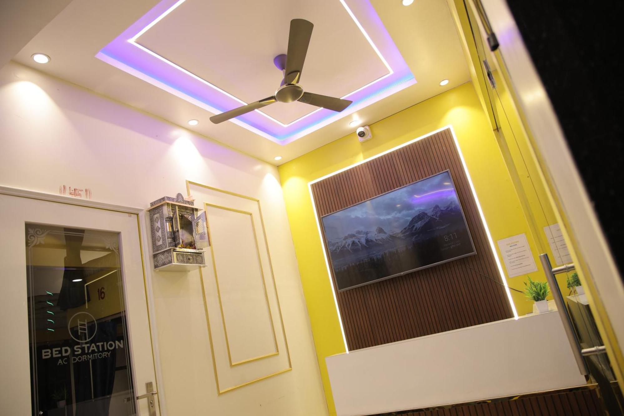 Bed Station Ac Hostel