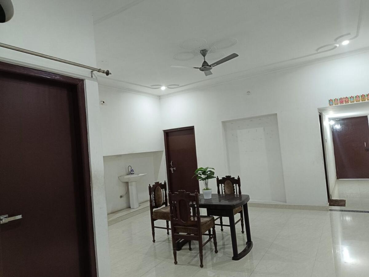 Krishna 3bhk Apartment