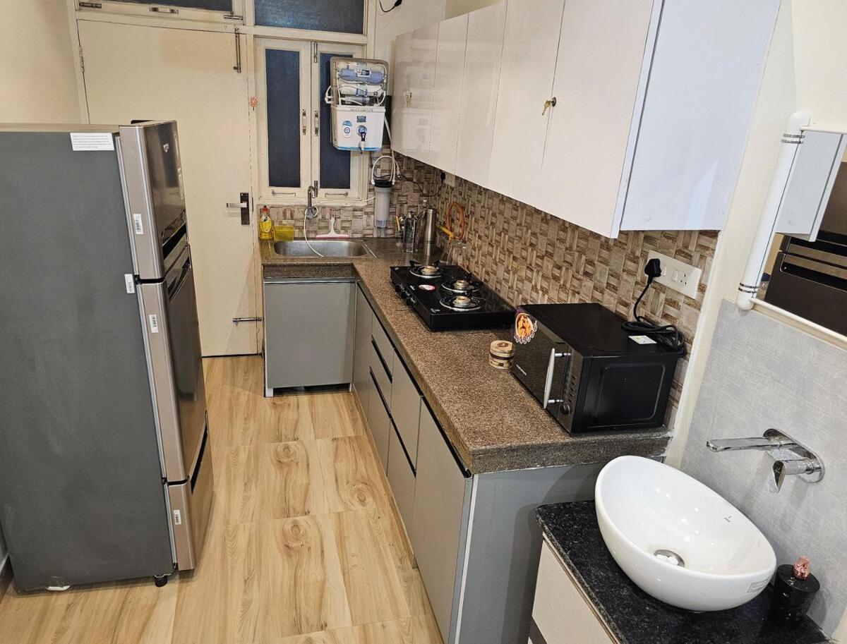 Apartment Ganga Ghat 2 Bhk With Kitchen Parking And Lift Varanasi