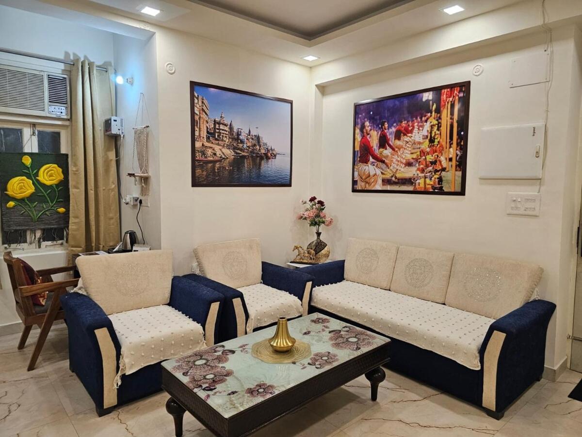 Ganga Ghat 2 Bhk With Kitchen Parking And Lift
